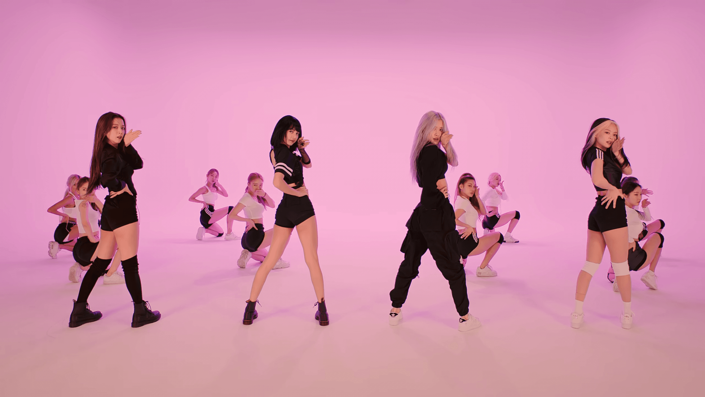 Cover Image for K-Pop의 댄스와 안무의 중요성